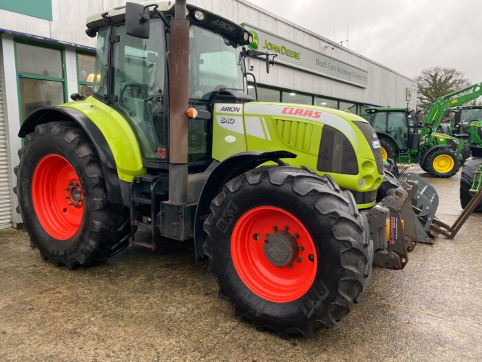 2008 Claas Arion 640