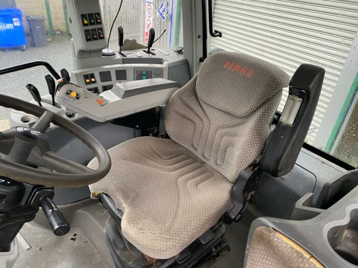 2008 Claas Arion 640 - Image 4