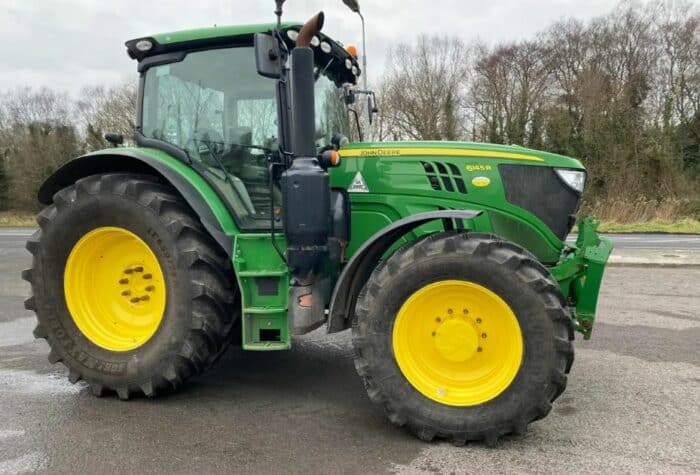 2016 John Deere 6145R - Image 4