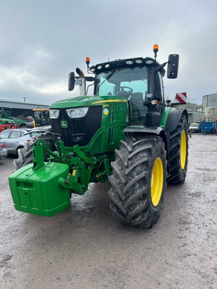 2022 John Deere 6250R - Image 2