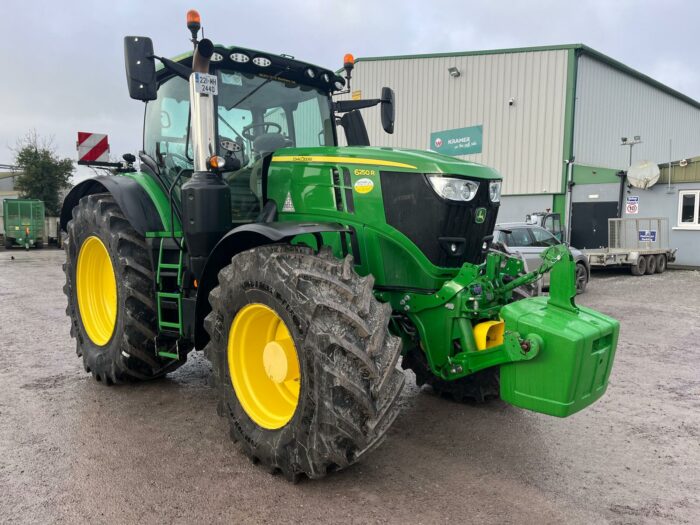 2022 John Deere 6250R