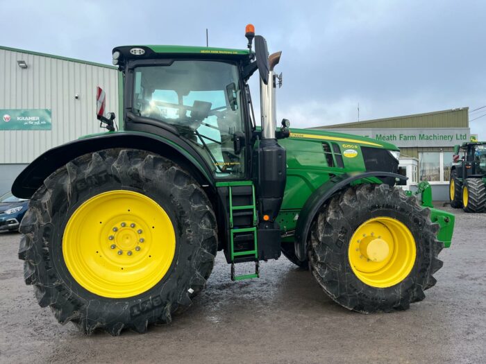 2022 John Deere 6250R - Image 3