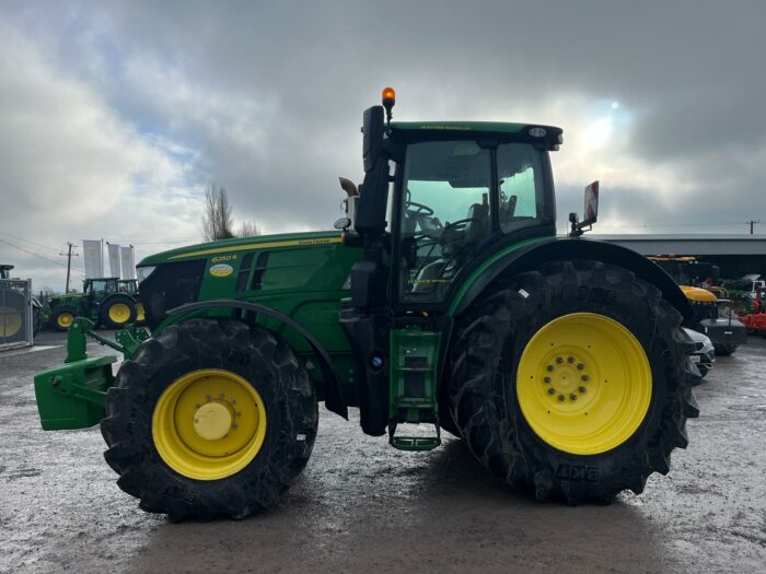 2022 John Deere 6250R - Image 5