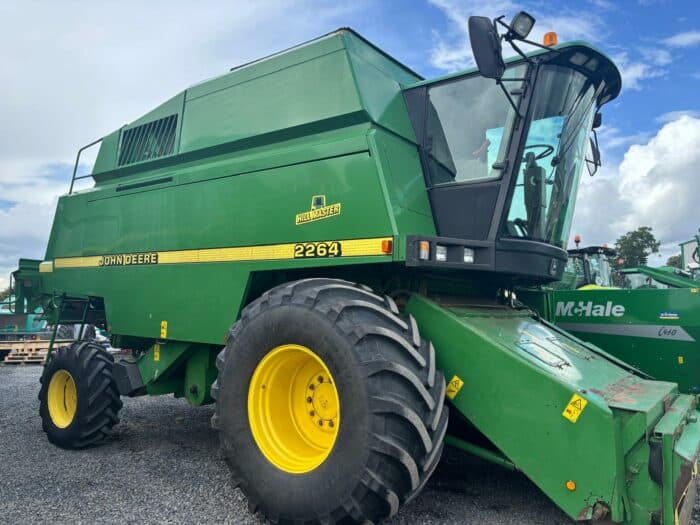 1998 John Deere 2264 Hillmaster