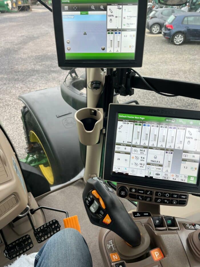 2022 John Deere 6250R - Image 4