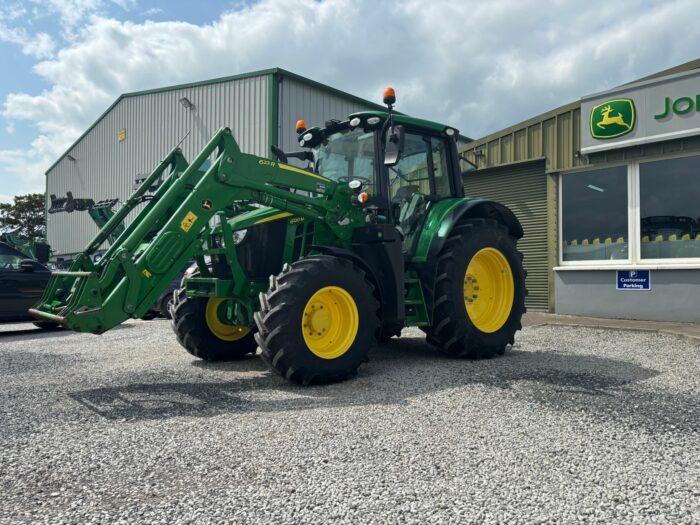 2020 John Deere 6120M - Image 2