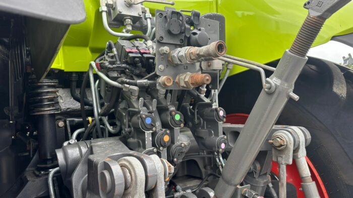2021 Claas Axion 810 - Image 8