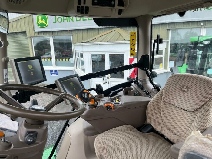 2022 John Deere 6250R - Image 7