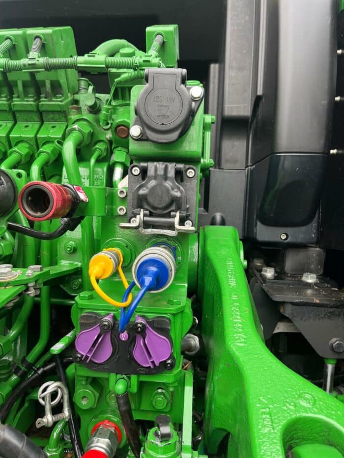 2022 John Deere 6250R - Image 16