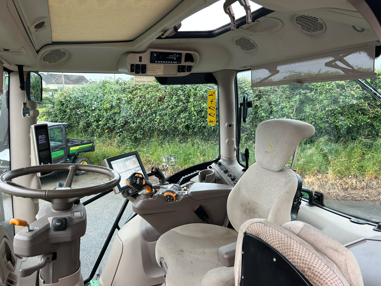 2023 John Deere 6R185 - Image 8