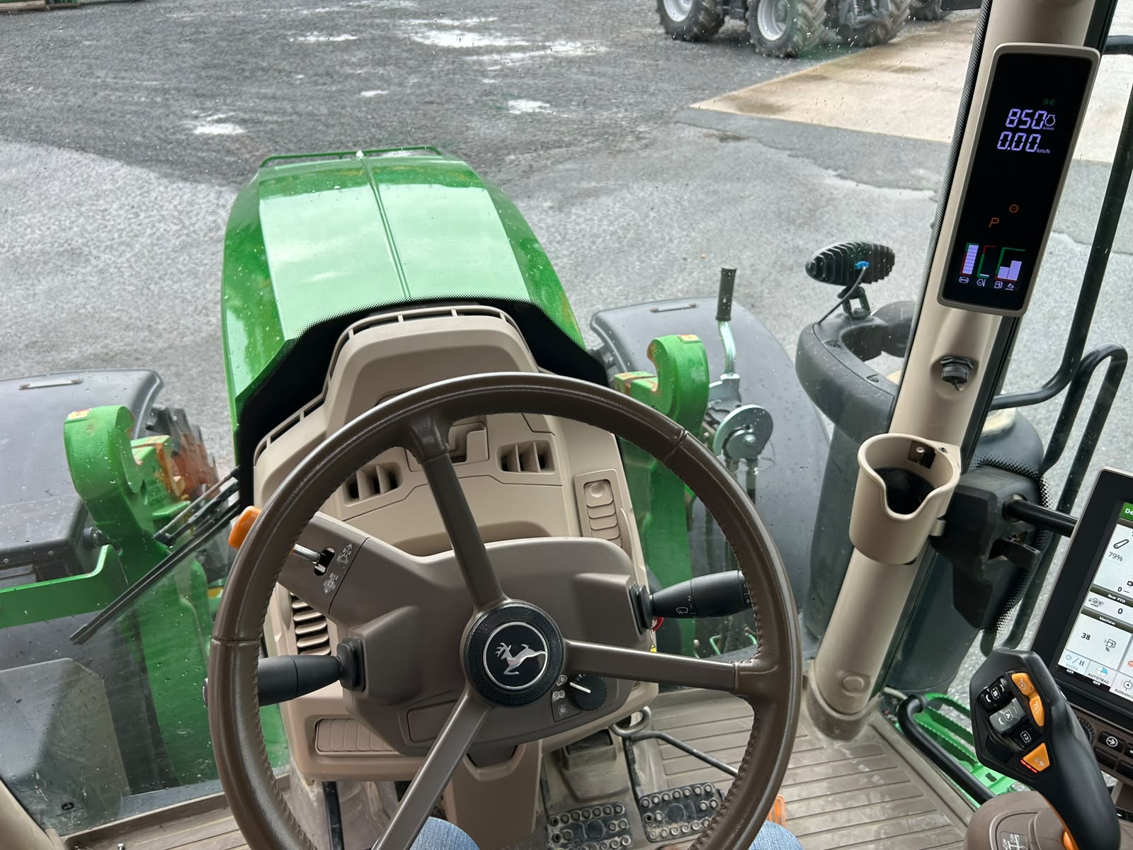 2023 John Deere 6R185 - Image 11